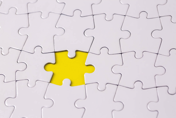 تجربه ساخت ویدیوهای سخنگو با راهنمای کامل Synthesia و 18 نکته