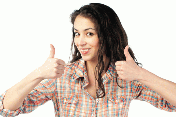 وقتی یک زن عاشق می‌شود، این 20 رفتار نشانه دلتنگی اوست